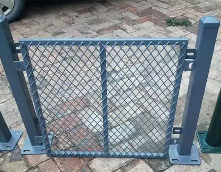钢板网护栏