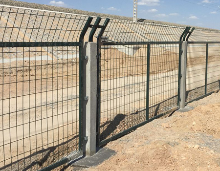 铁路防护栅栏,防护栅栏