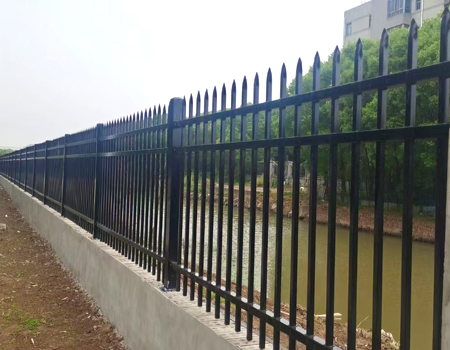 四横杠锌钢护栏网